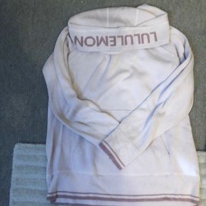 Lululemon blush sweatshirt